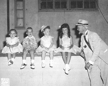 Grandpa Entertains at Glen Echo (Courtesy: Richard Cook)